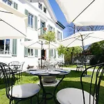 Lorenzo & Restaurant فندق