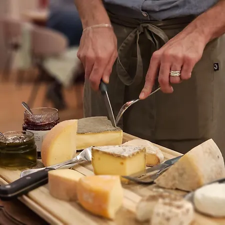 Lorenzo & Restaurant Hotel