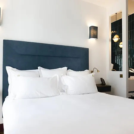 מלון Lorenzo & Restaurant