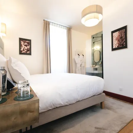 Lorenzo & Restaurant Hotel *