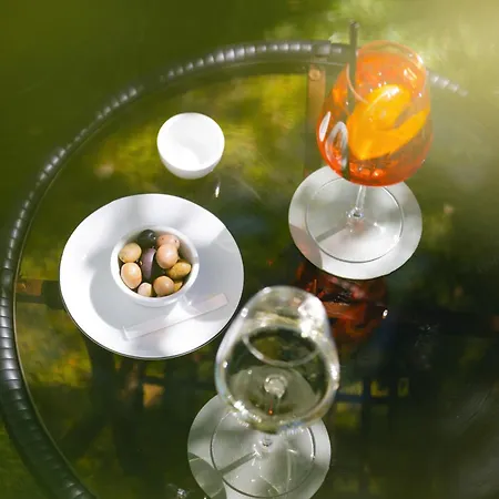 Lorenzo & Restaurant Hotel *